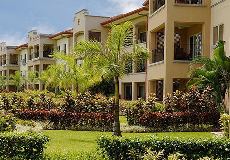 Condominios Del Mar Edificios #6 y #9. Playa Herradura, Jacó.